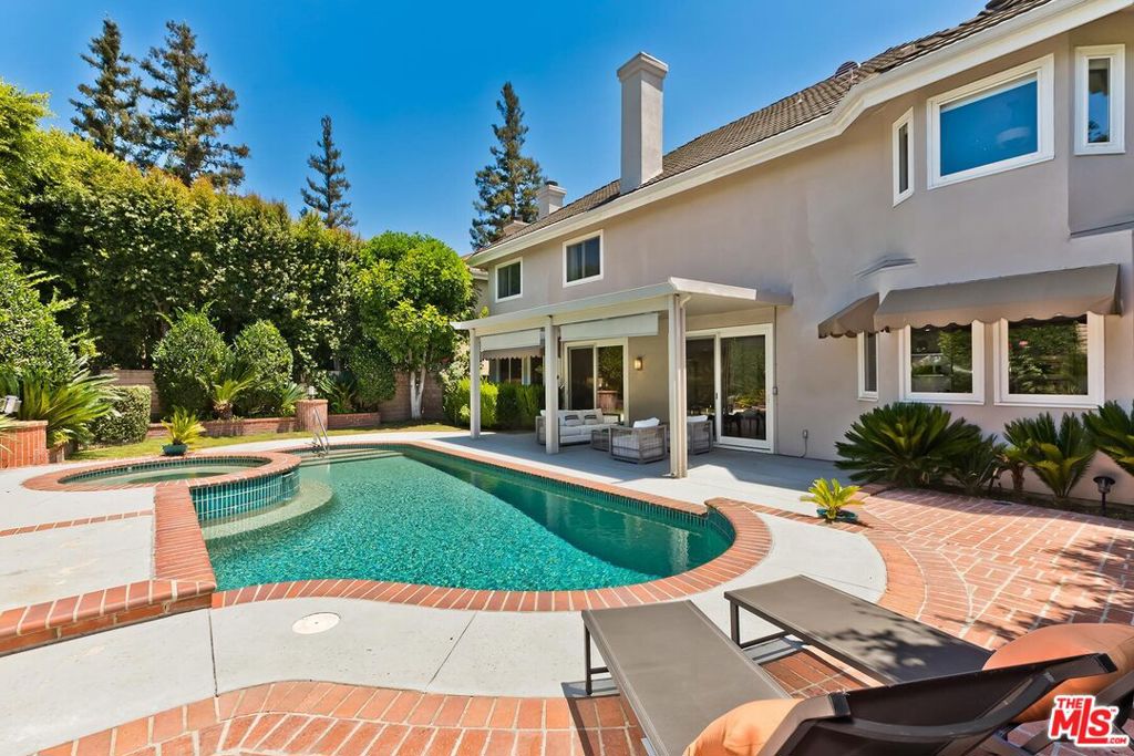 main property photo 46
