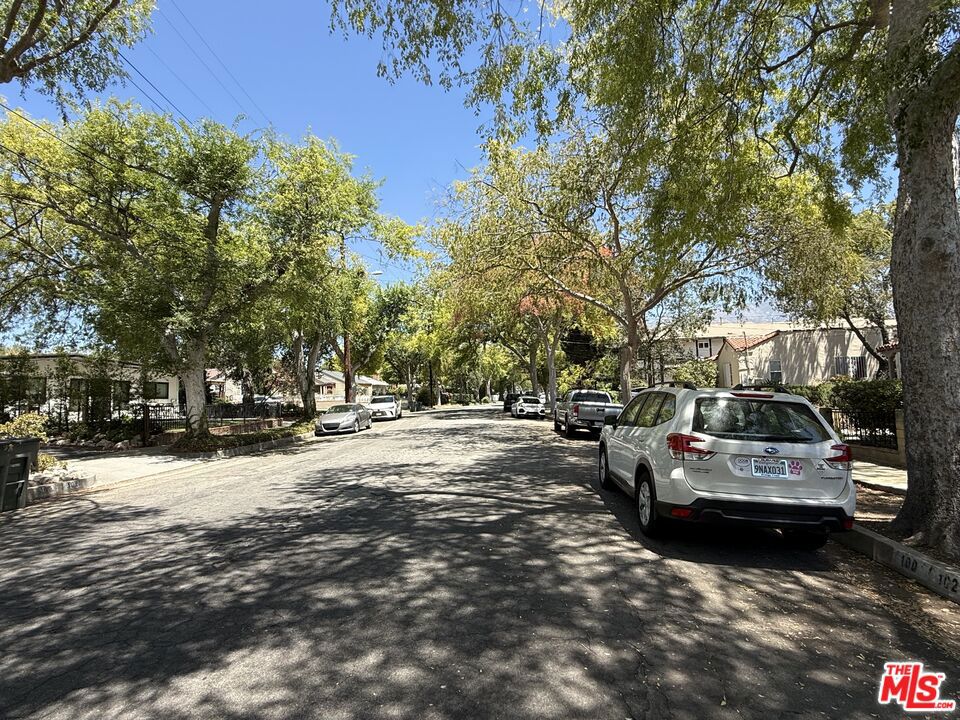 main property photo 24