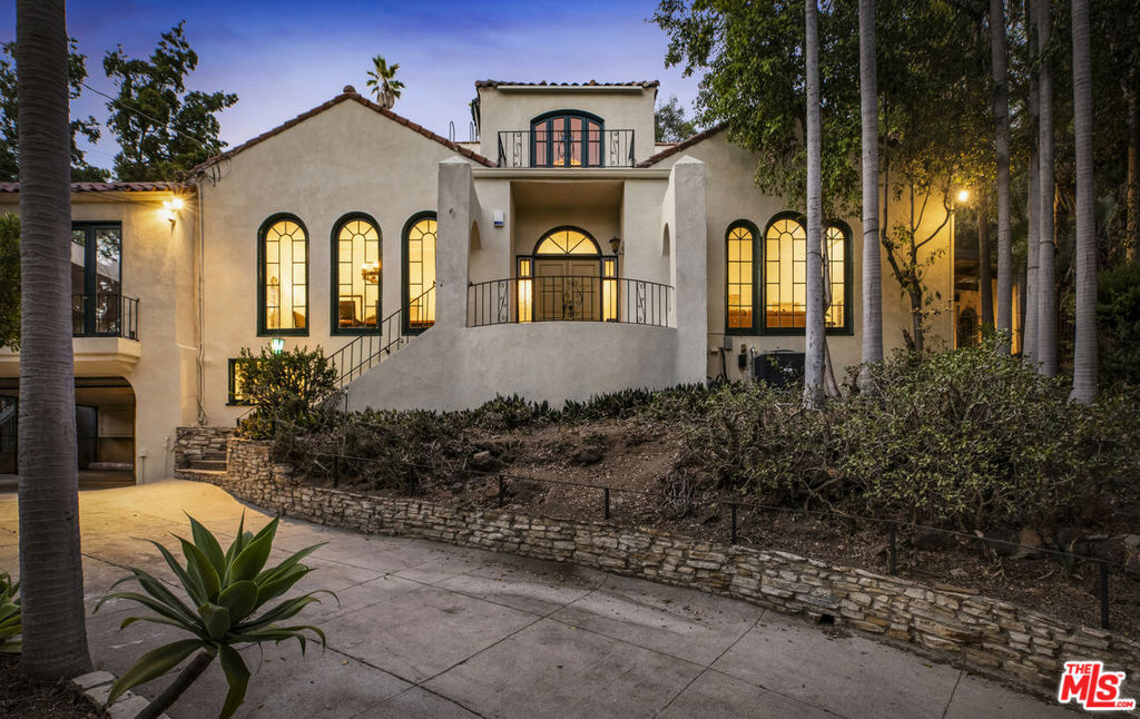 main property photo 4