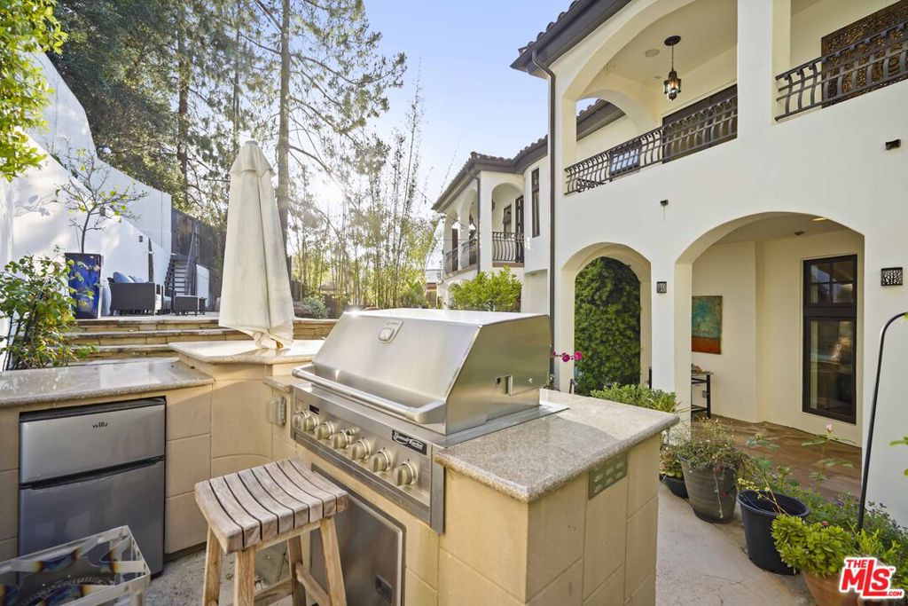 main property photo 60