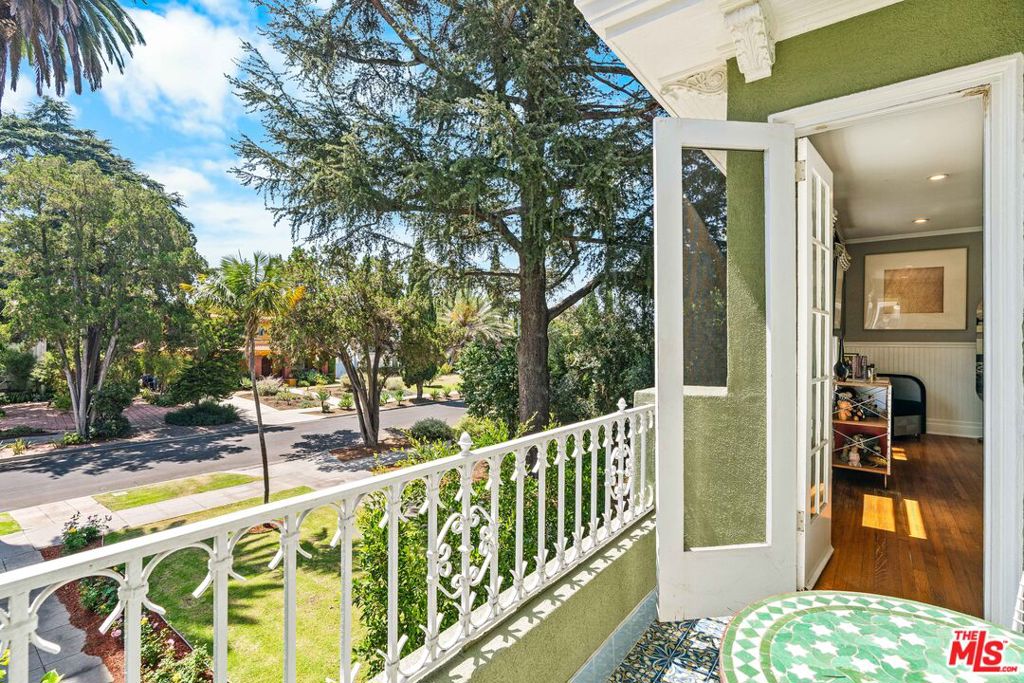 main property photo 27