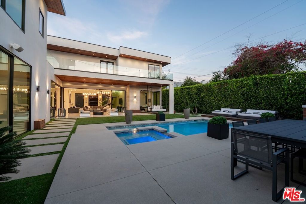main property photo 45