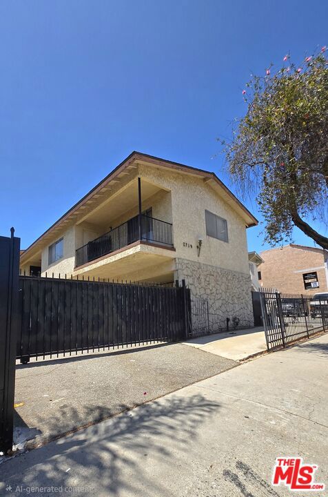 main property photo 16