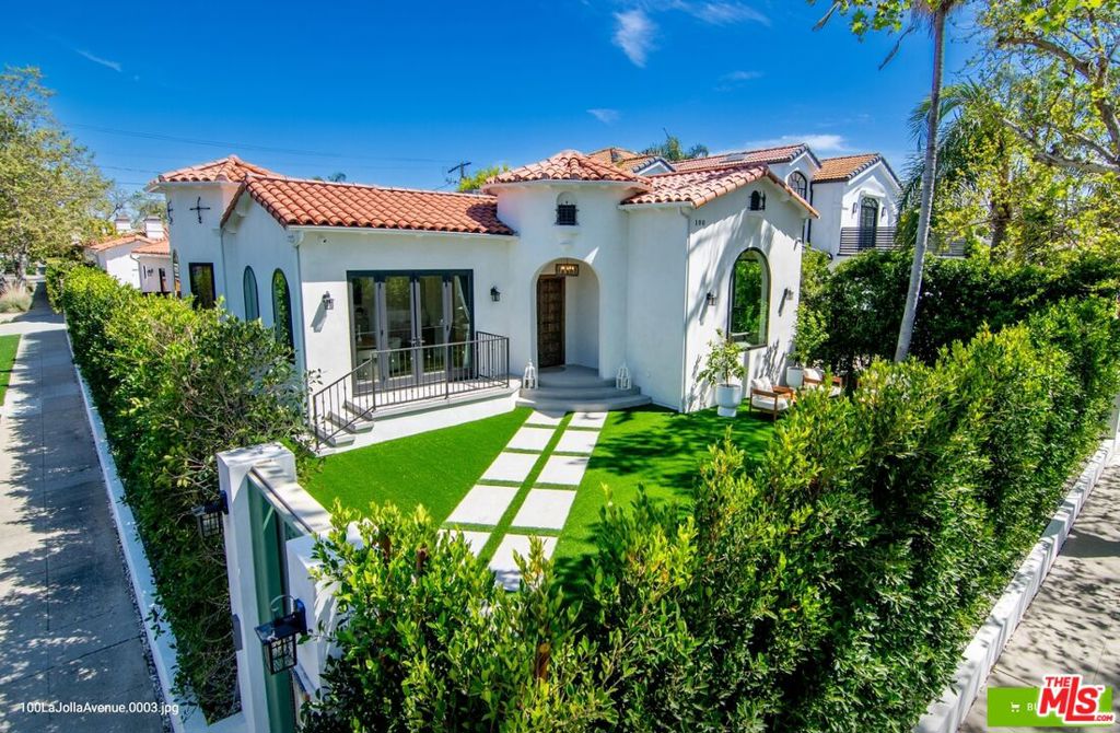 main property photo 31