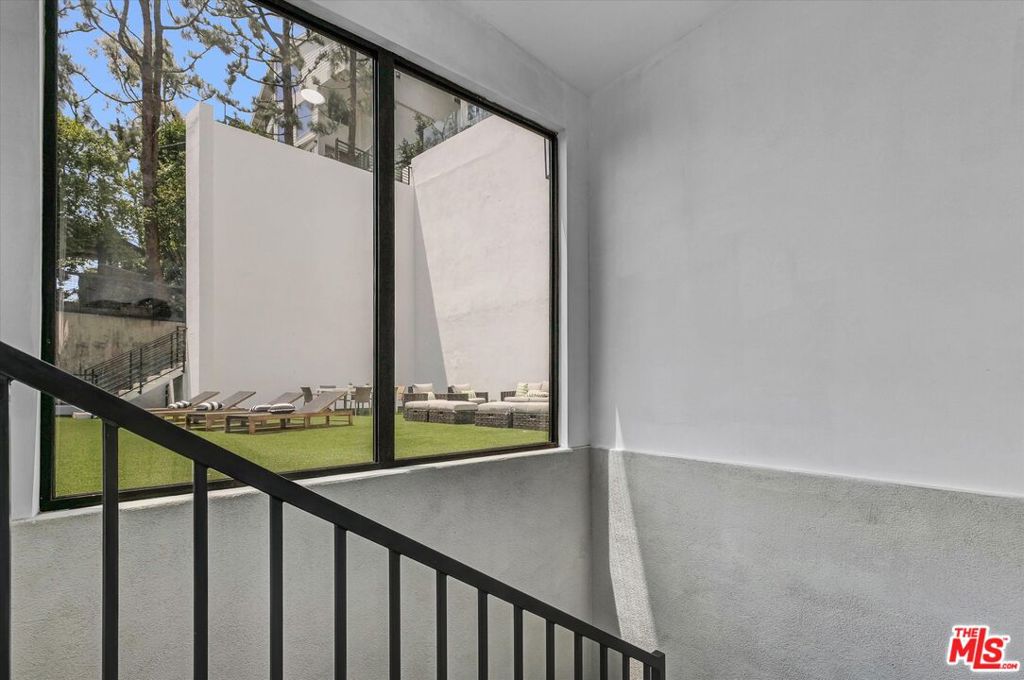 main property photo 60