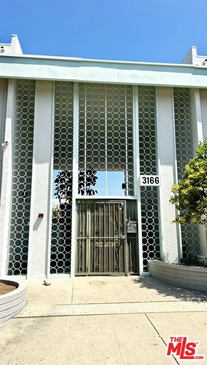 main property photo 41