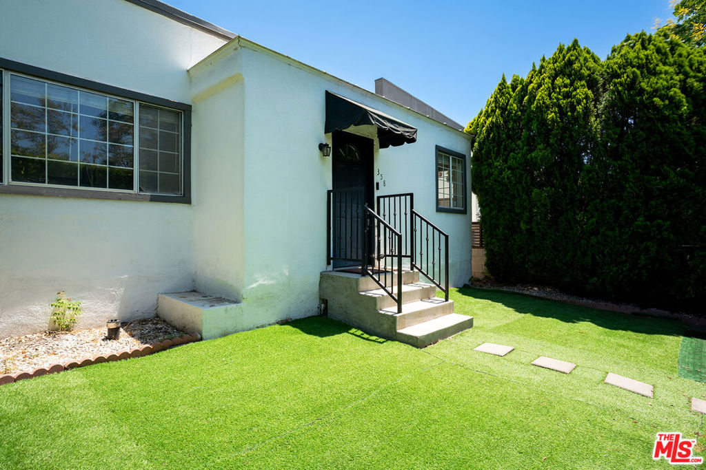 main property photo 3