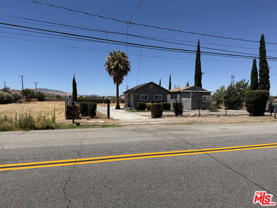 main property photo 3