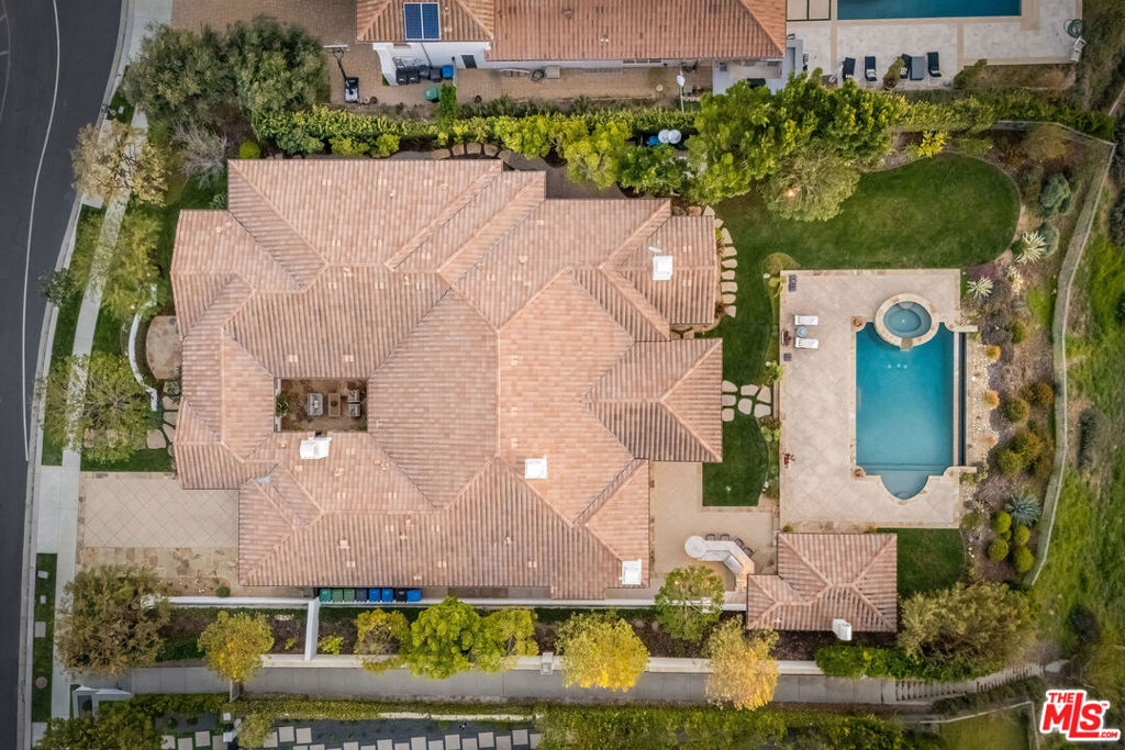 main property photo 49