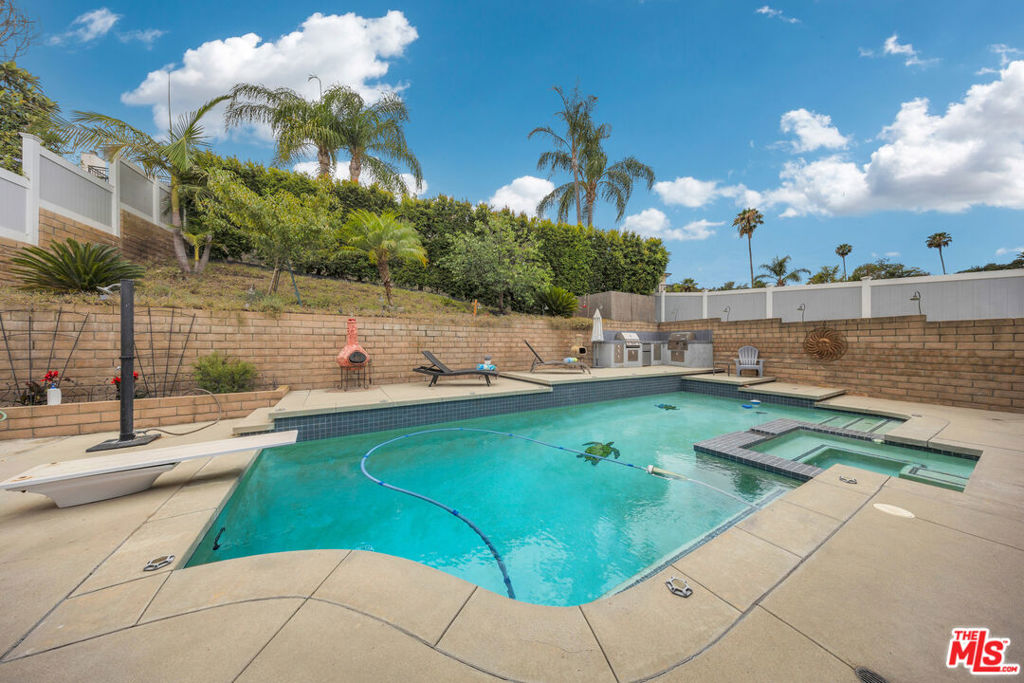 main property photo 64