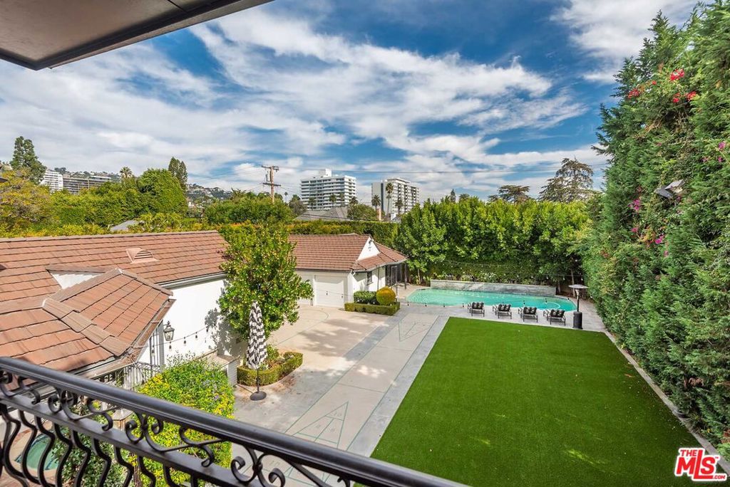 main property photo 15