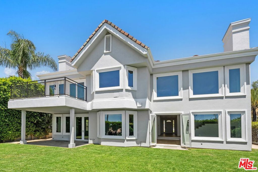 main property photo 43