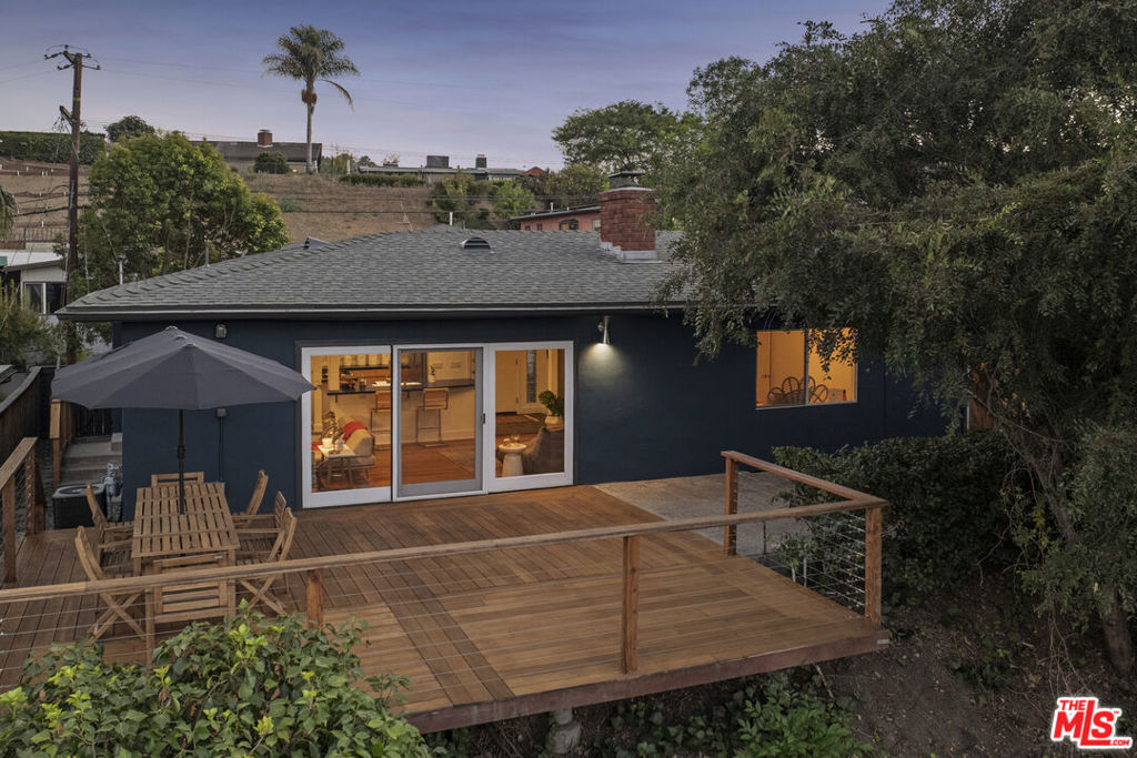 main property photo 50