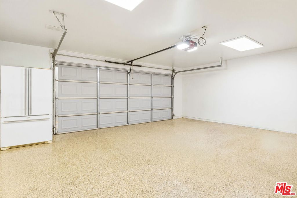 main property photo 65