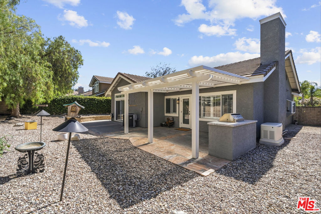 main property photo 39