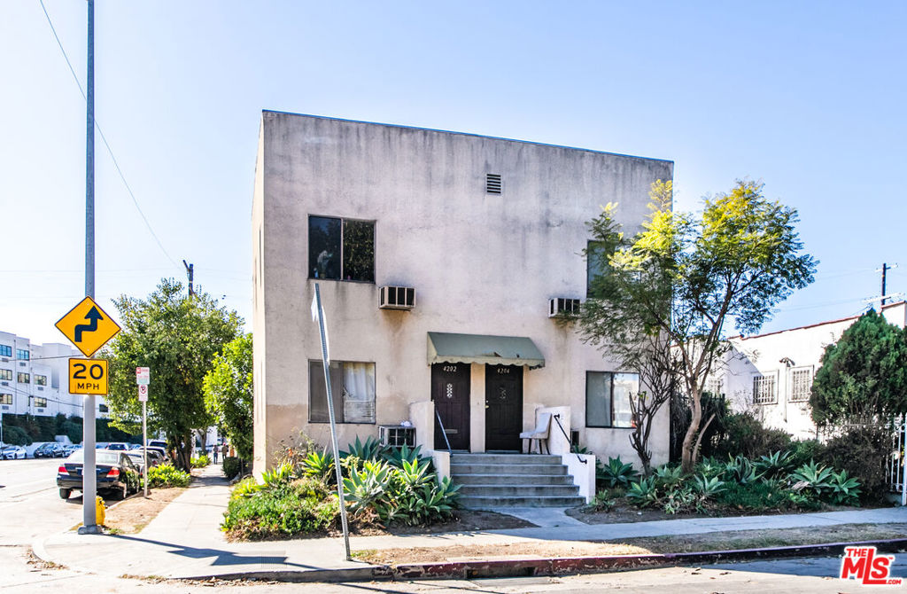 main property photo 5