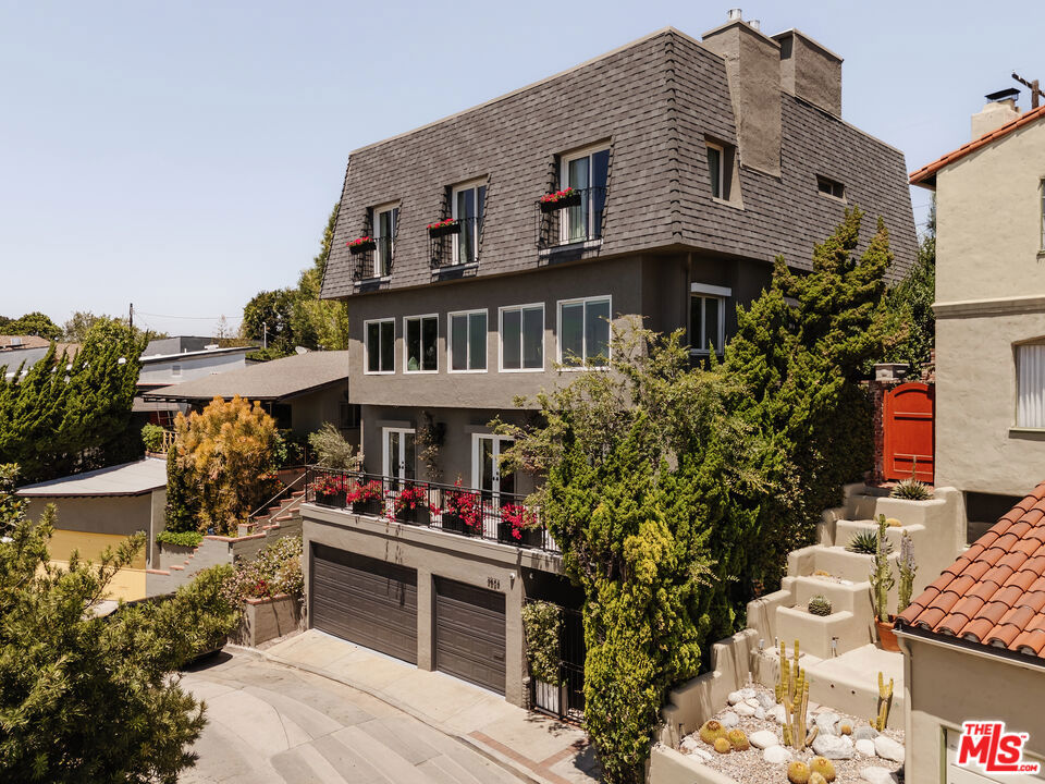 main property photo 62