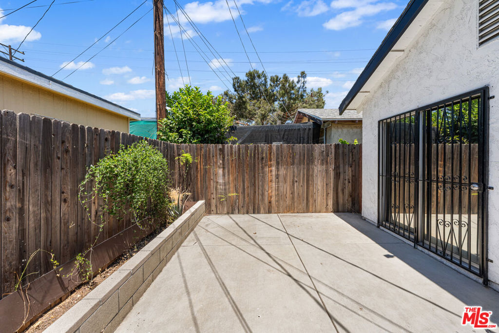 main property photo 15