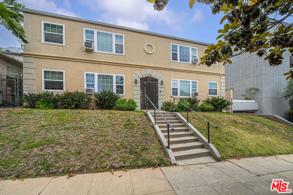 main property photo 15