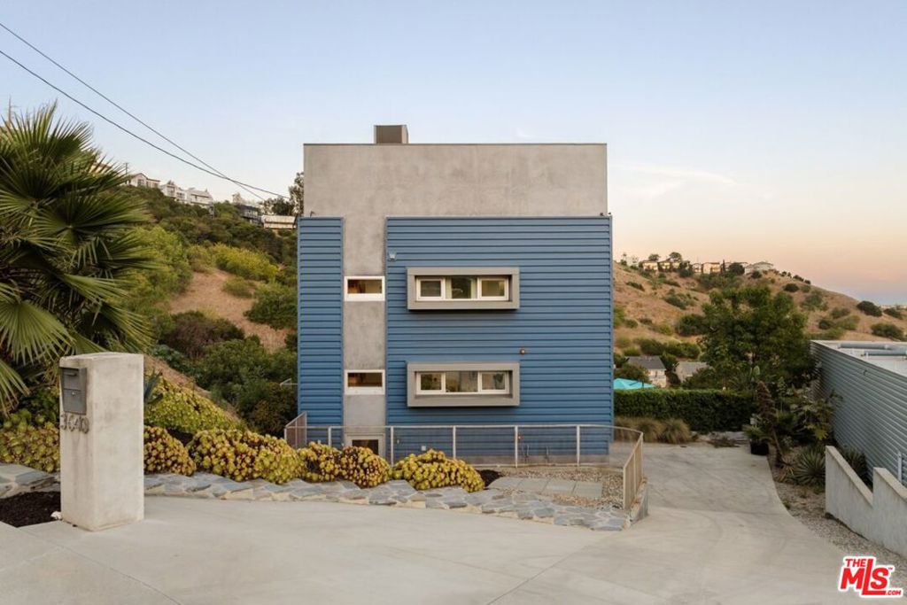 main property photo 42