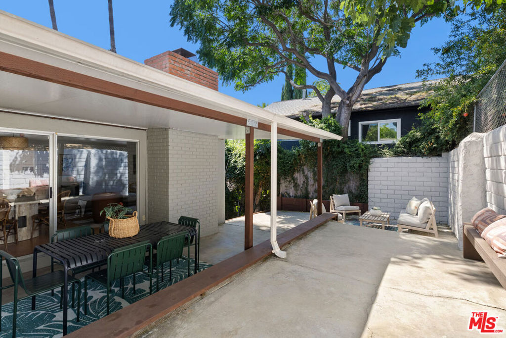 main property photo 16