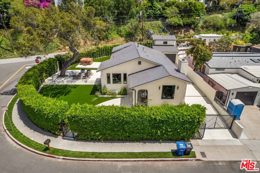 main property photo 42