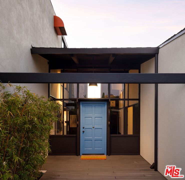 main property photo 31