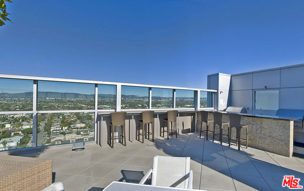 main property photo 67