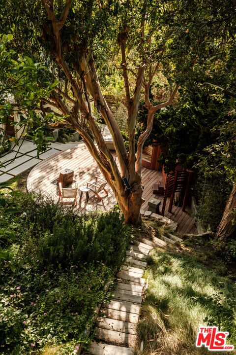 main property photo 41