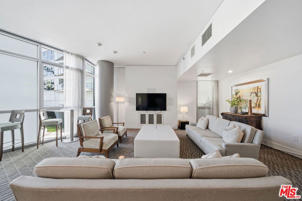 main property photo 63