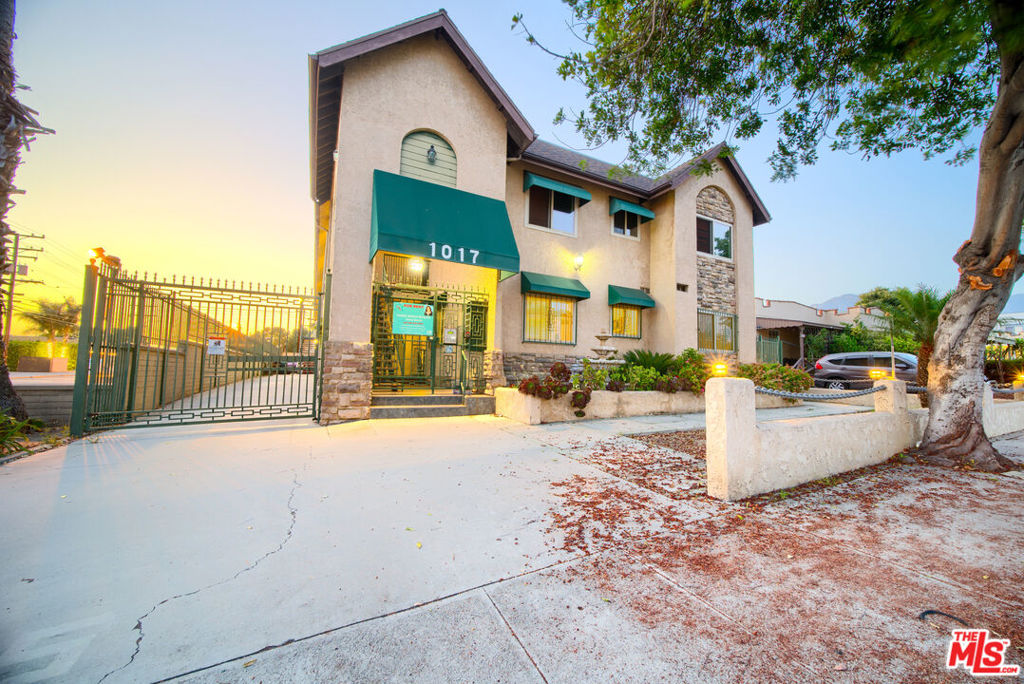 main property photo 3