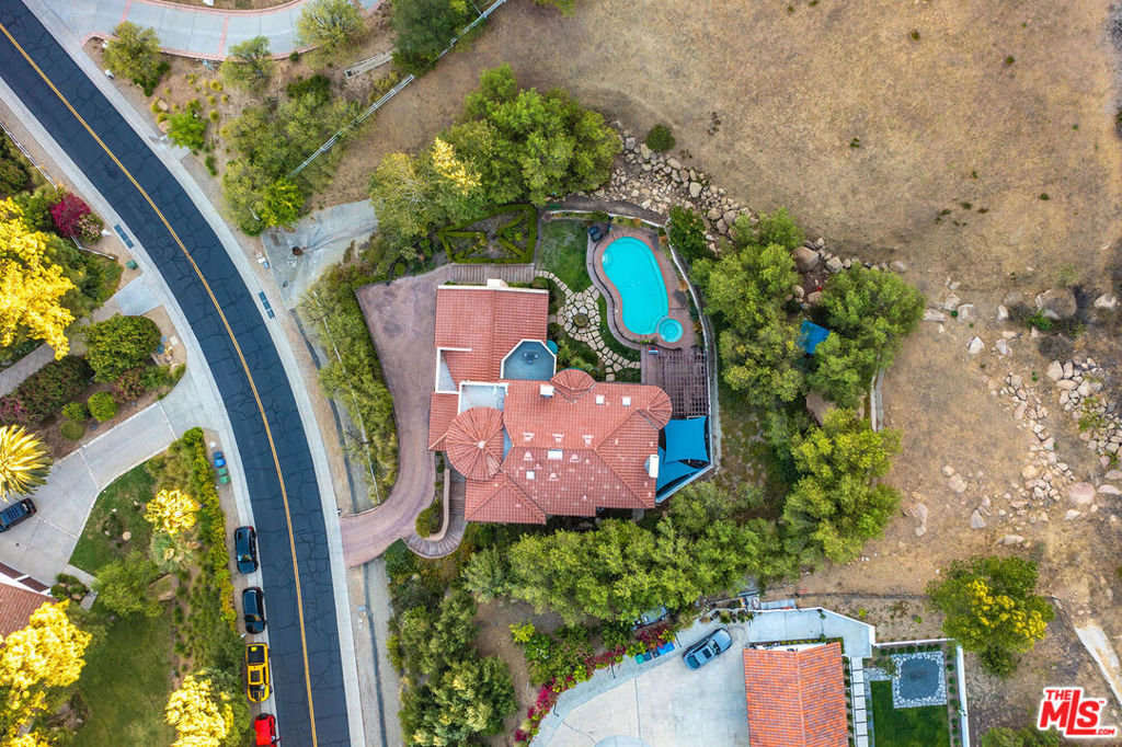 main property photo 54