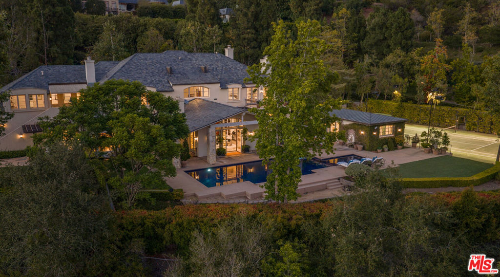 main property photo 36