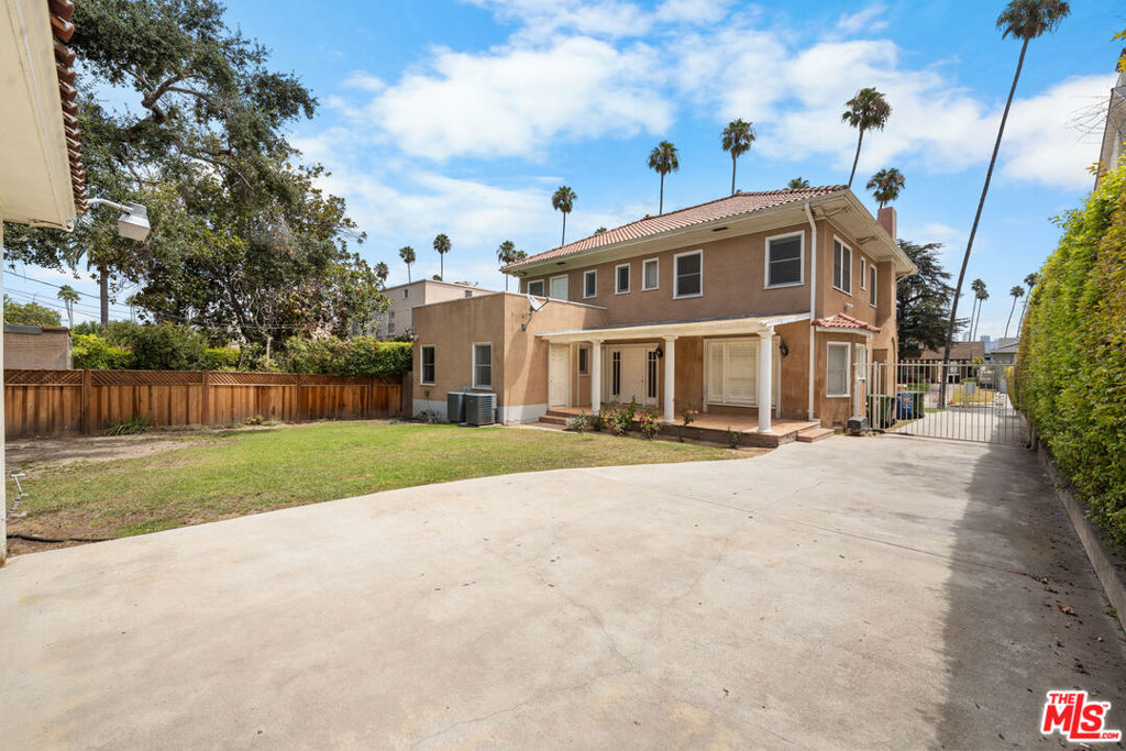 main property photo 33