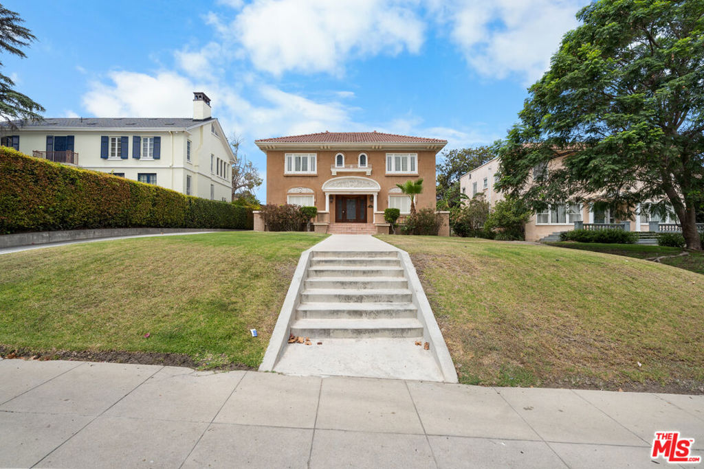 main property photo 38