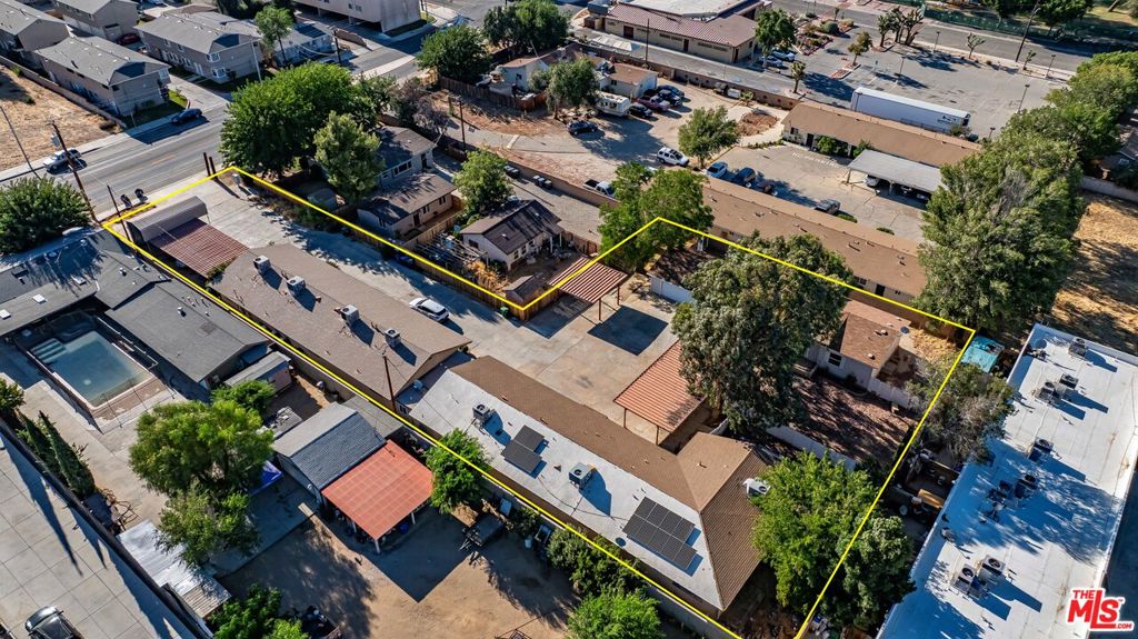 main property photo 4