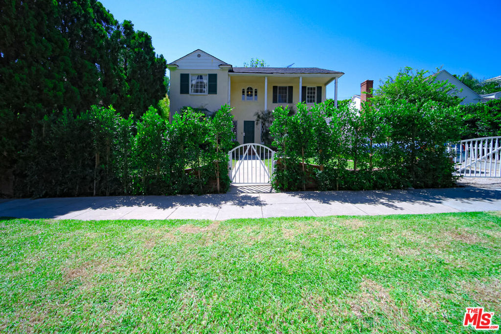 main property photo 5