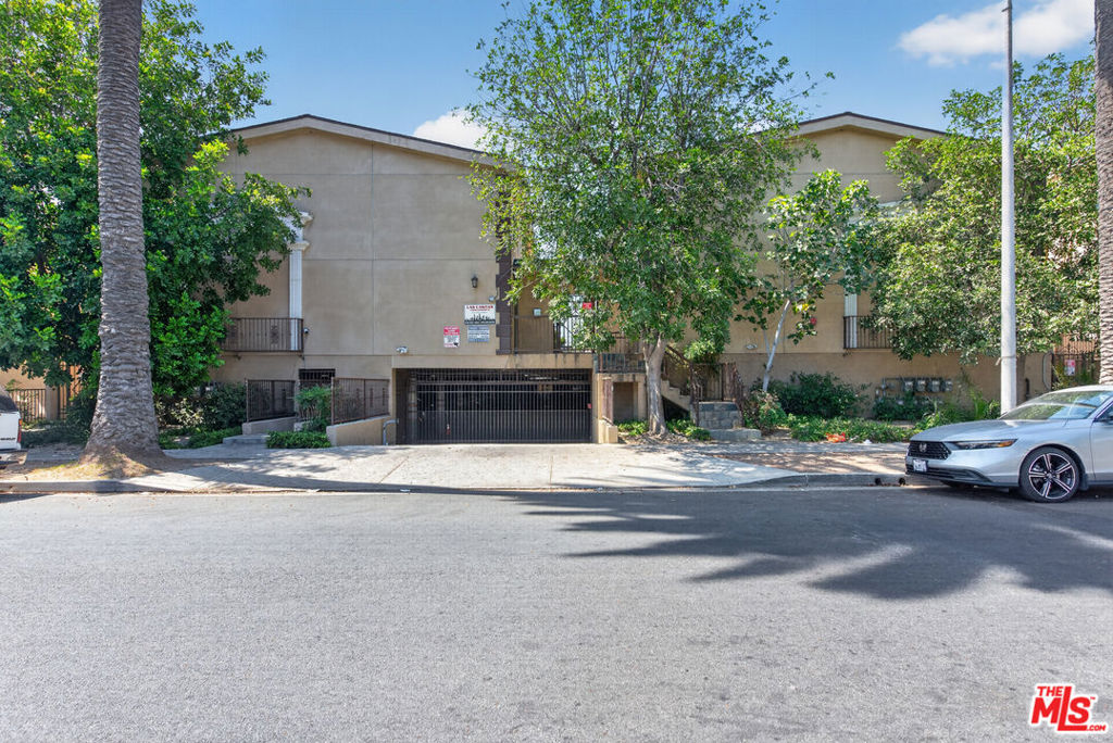 main property photo 20