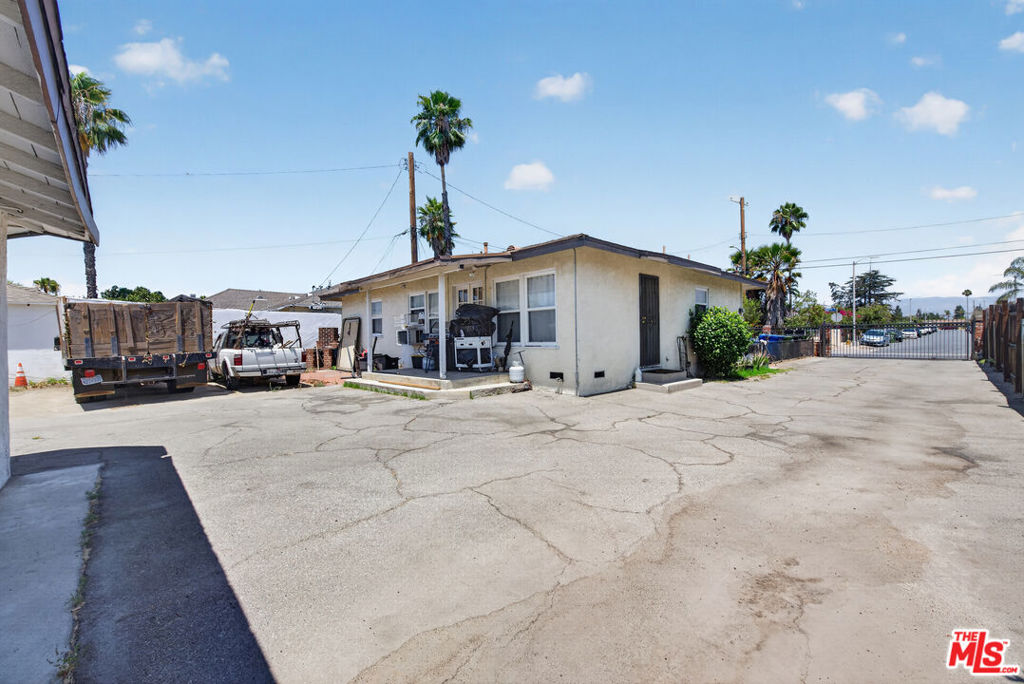 main property photo 31