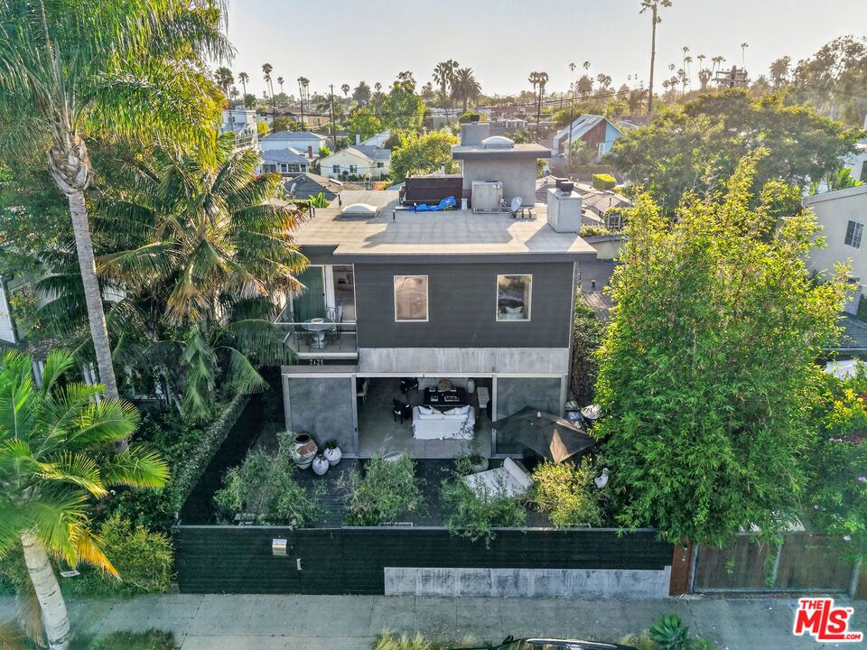main property photo 52