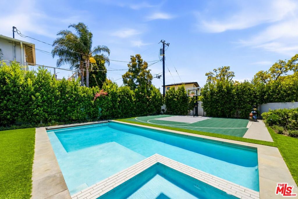 main property photo 54