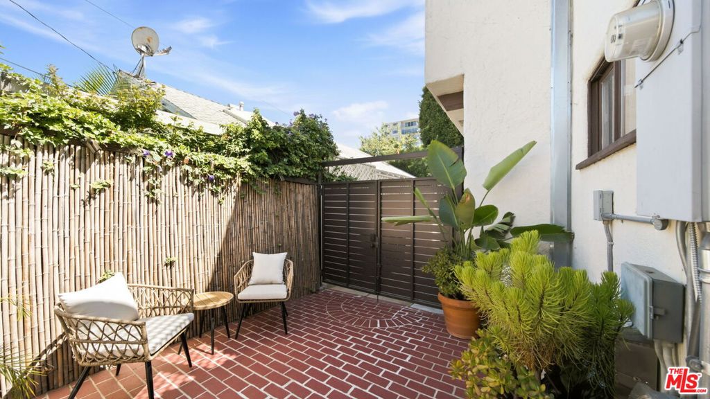 main property photo 49