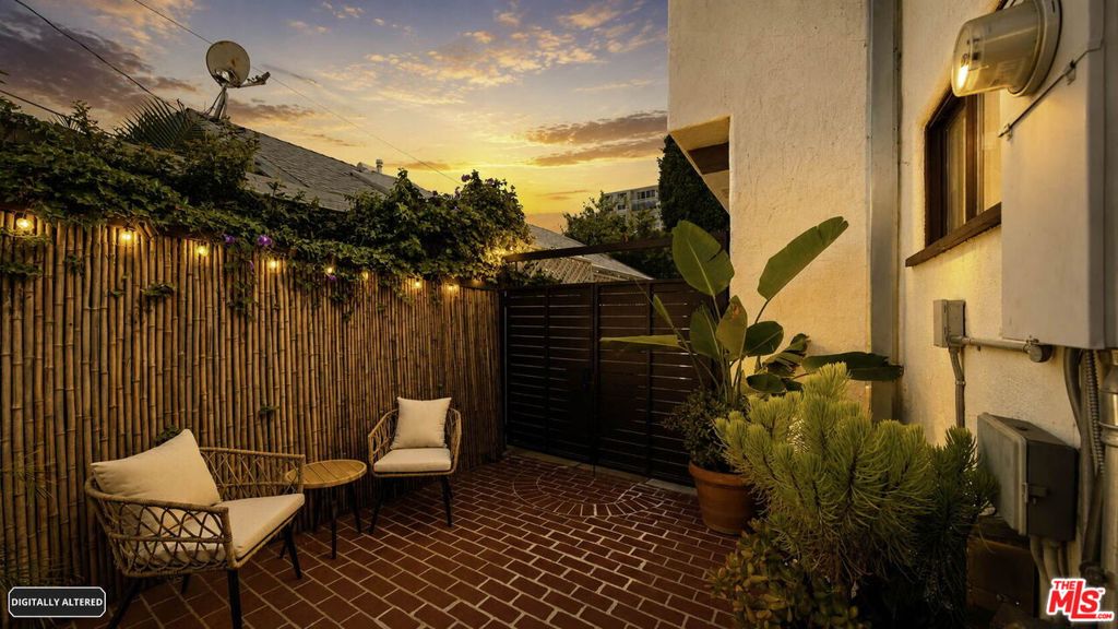 main property photo 50
