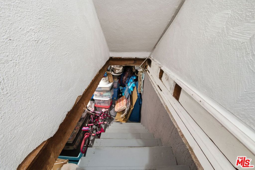 main property photo 59