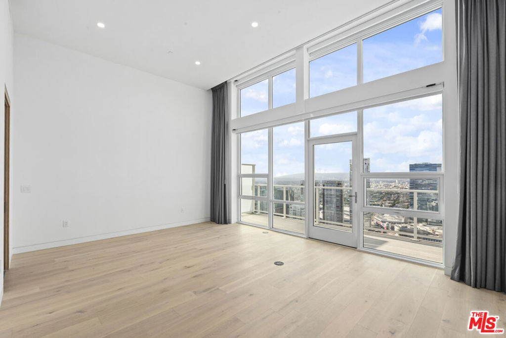 main property photo 62