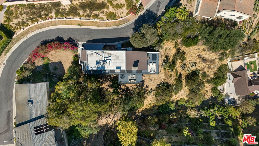 main property photo 58
