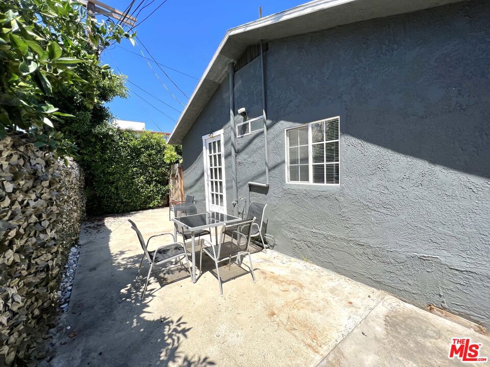 main property photo 23