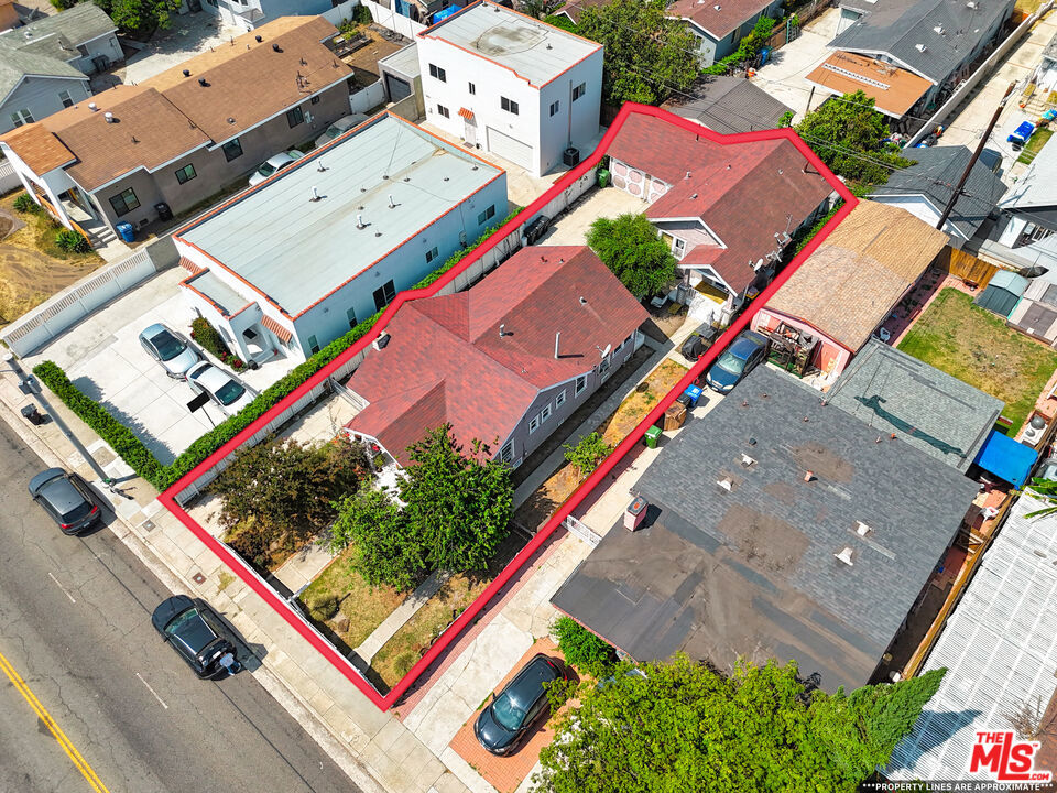 main property photo 29