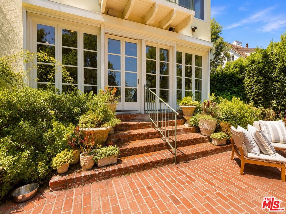 main property photo 58