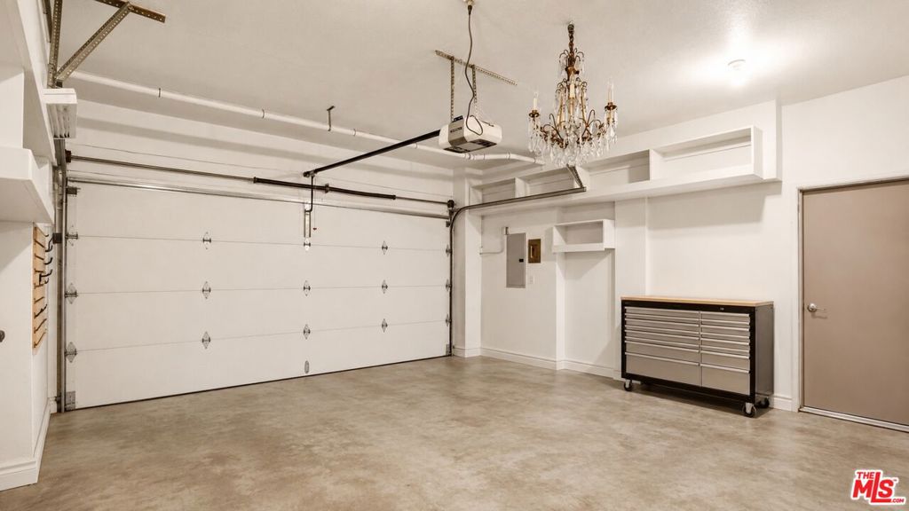 main property photo 70
